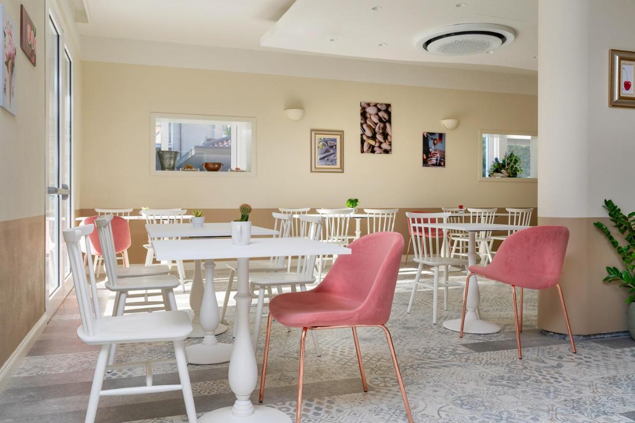 Pan Di Zenzero Icecream Hotel 리미니 외부 사진
